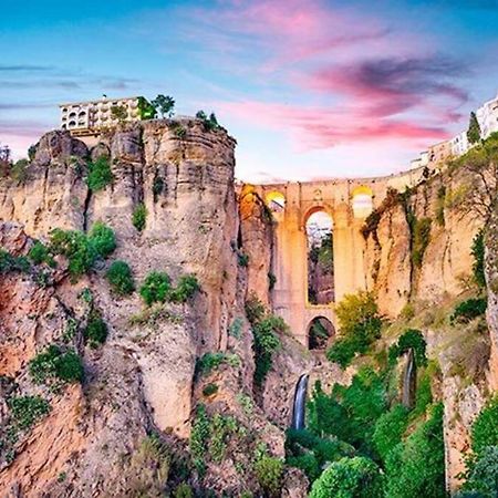 Casa La Puerta De Ronda Διαμέρισμα Cuevas del Becerro Εξωτερικό φωτογραφία
